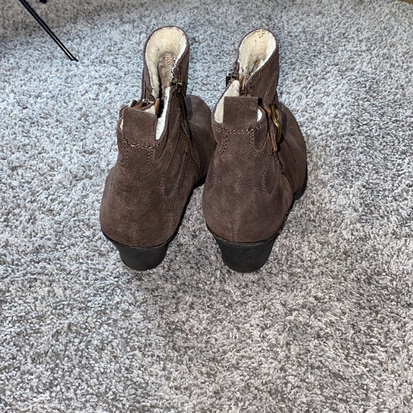 Lucky Brand Brown Leather Suede Zip Up/ buckle boots - Picture 4 of 9